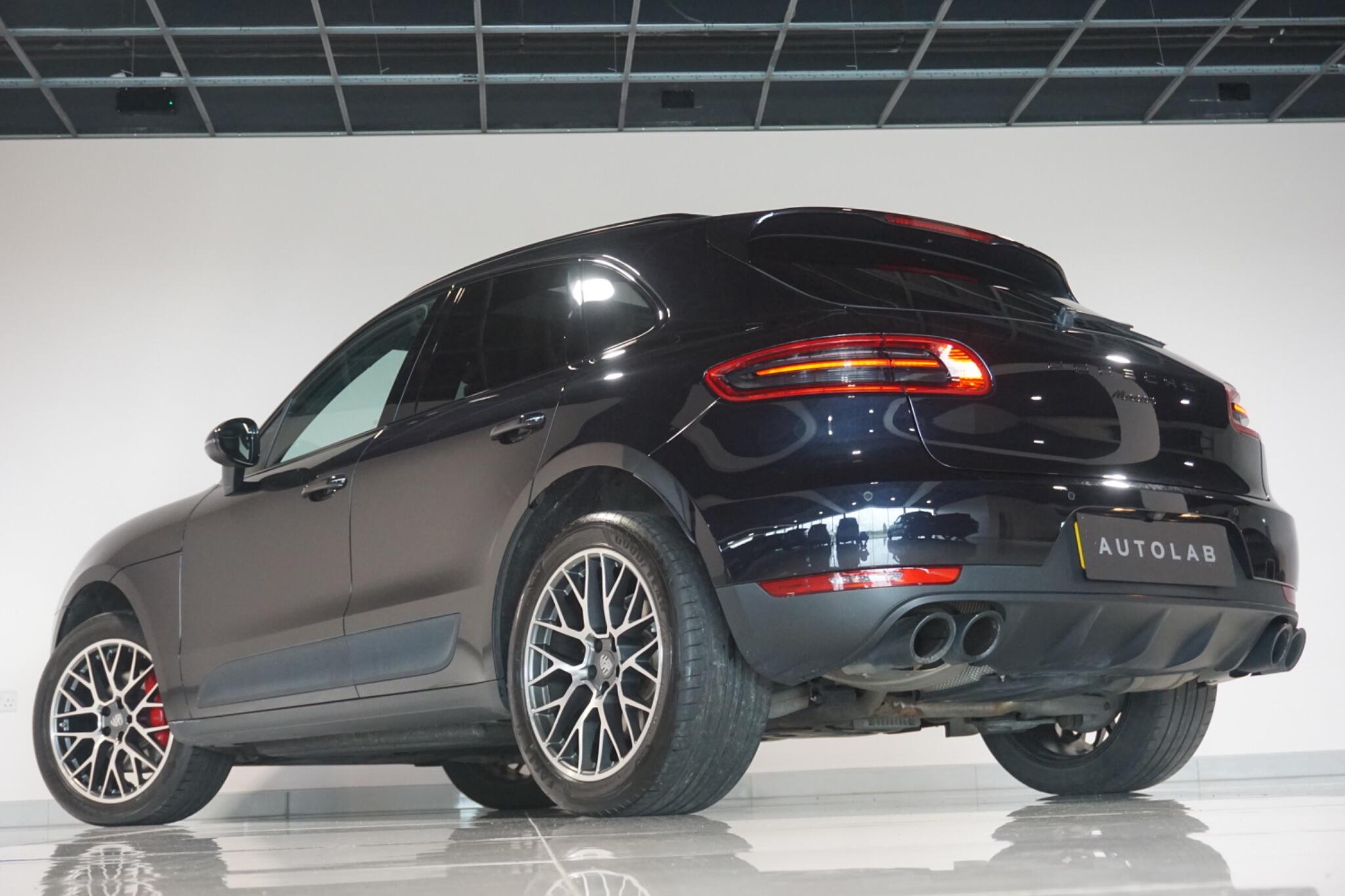 Porsche Macan 2.0T SUV 5dr Petrol PDK 4WD Euro 6 (s/s) (252 ps)